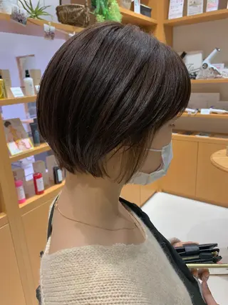 ショート 下川 由貴のヘアスタイル