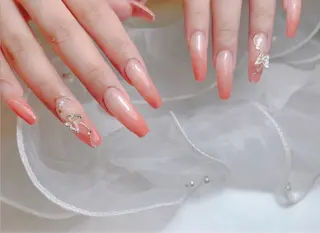 ネイル Piacere所属・Piacere 絵美のネイルデザイン