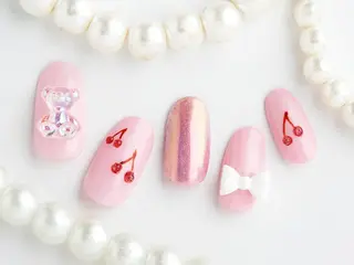 ネイル Tiary Nail Fのネイルデザイン