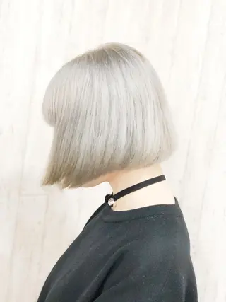 ミディアム LANI OOSAKAのヘアスタイル