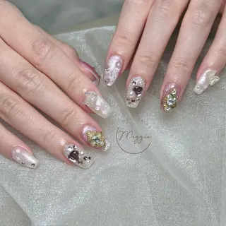 ネイル Maggie Nail🦩のネイルデザイン