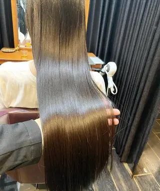 ロング カラー SALOWIN仙台suite所属・我妻 愛樹のヘアスタイル