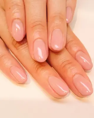 ネイル アトリエ・マリス所属・福与 美幸のネイルデザイン