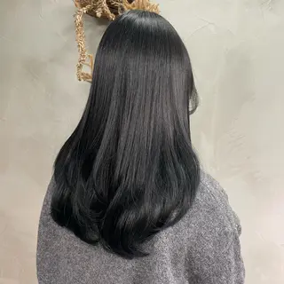 セミロング カラー RorriM natsuのヘアスタイル