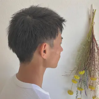 ショート メンズ うる艶レイヤーカット hinakoのヘアスタイル