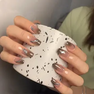 ネイル Queens テイのネイルデザイン