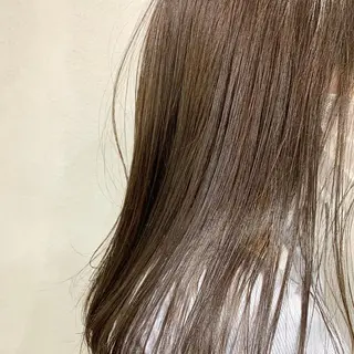 ミディアム カラー 🌱小顔魅せカット 透明感カラー/泉綺のヘアスタイル