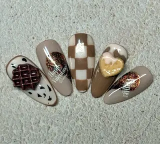 ネイル M.N_ nailのネイルデザイン