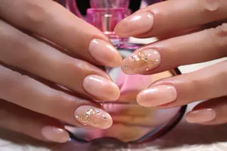 ネイル ママリンド　志村坂上店所属・しみ えんのネイルデザイン