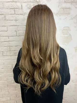 ロング カラー 🌈ハイライトカラー 🌈naokoのヘアスタイル