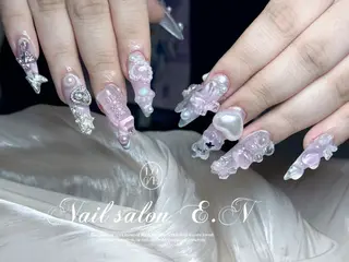 ネイル E.N🦋 長さ出し/持ち込みのネイルデザイン