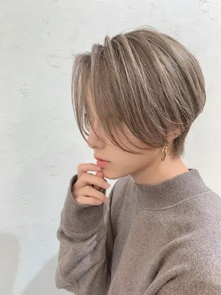 ショート カラー 仙台Ｉ韓国レイヤー Ｉ髪質改善Ｉ伊藤拓海のヘアスタイル