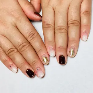 ネイル THECOLORS所属・近貞 莉奈のネイルデザイン