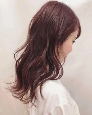 セミロング カラー 佐藤 花帆のヘアスタイル