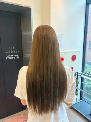 ロング カラー まほ/ あべの/braceのヘアスタイル