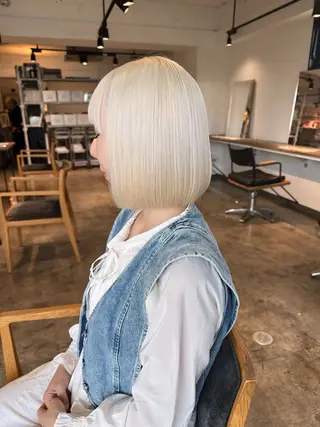 ミディアム カラー ✨艶ブリーチカラー ✨四ノ宮裕己のヘアスタイル