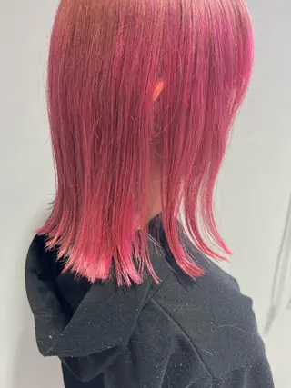 ミディアム 小谷野 真優のヘアスタイル