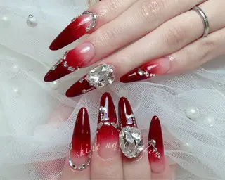 ネイル shineジェル& チップ長さだしのネイルデザイン