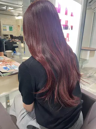 ロング カラー 平 ちひろのヘアスタイル