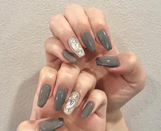 ネイル Miouミオン ネイルサロンのネイルデザイン