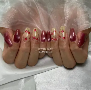 ネイル BONHEUR Annaのネイルデザイン