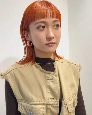 ミディアム カラー Loom.所属・村上雅人 ナチュラルモードのヘアスタイル