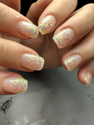 ネイル 新山 聖のネイルデザイン