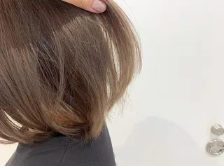 ミディアム カラー 透明感♡︎♡︎ 佐々木早苗のヘアスタイル