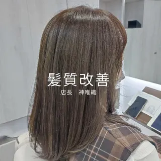 ミディアム 神 唯織のヘアスタイル