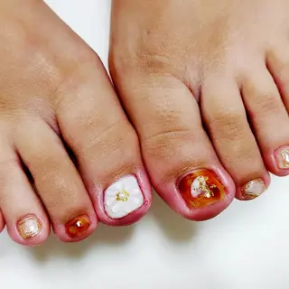 ネイル RUNWAY 　　の眉毛・アイブロウイメージ