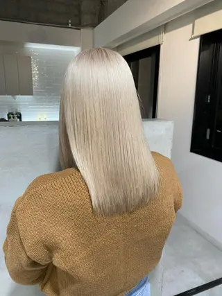 セミロング FLEEK 安立徹のヘアスタイル