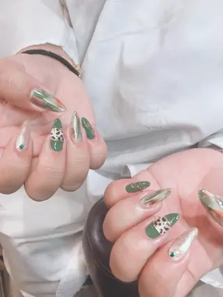 ネイル ネイルサロン トゥルースのネイルデザイン