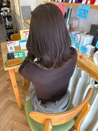 ミディアム merc. 福田茜のヘアスタイル