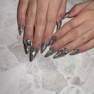 ネイル 知花 梨花のネイルデザイン