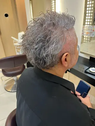 ショート カラー パーマ メンズ トータルビューティー K:R鶴川のヘアスタイル