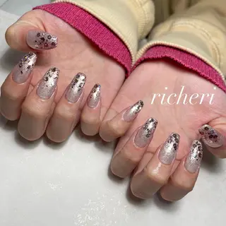 ミディアム ネイル richeri beautyのネイルデザイン