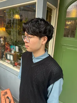 ショート パーマ メンズ 清水千優/パーマ/透 明感カラー/メンズのヘアスタイル