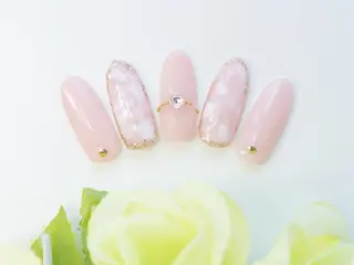 ネイル e.nail所属・和賀井 恵理のネイルデザイン