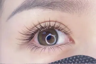 マツエク・マツパ ザッボム所属・ビン 《M》のマツエク・マツパデザイン