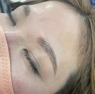 アイブロウ 垢抜け眉/肌管理 mayumi🍐のエステ・リラクイメージ