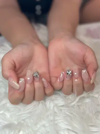 ネイル 中村 穂乃果のネイルデザイン