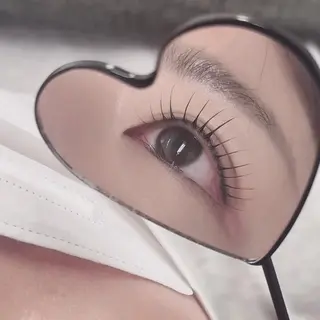 マツエク・マツパ TOPBROW 京橋所属・TOPBROW 一愛のマツエク・マツパデザイン