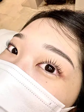 アイブロウ 岡部 梢の眉毛・アイブロウイメージ