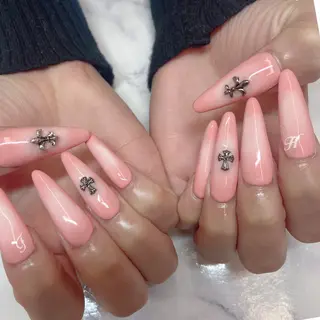 ネイル 柘植 祐子のネイルデザイン