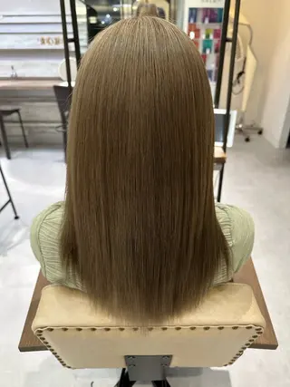 ミディアム 髪質改善AUSTIN登戸所属・ICHIKA/暖色 カラー / Wカラーのヘアスタイル