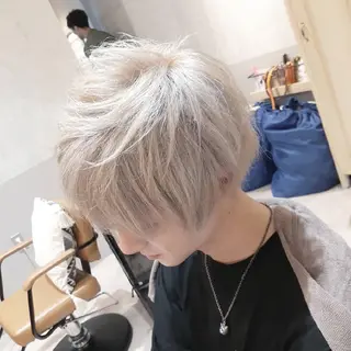 ショート カラー メンズ ラボヌールヘアシュシュ所属・西村 力一のヘアスタイル