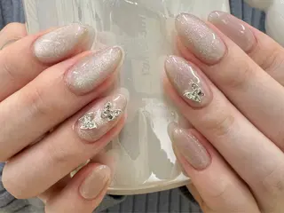 ネイル LE REVE Emiのネイルデザイン