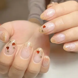 ネイル グロー ネイルのネイルデザイン