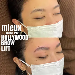 アイブロウ mieux所属・ハーブピーリング ¥6600のエステ・リラクイメージ