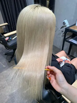 セミロング ナチュラル透明感🌱 小山美樹子のヘアスタイル